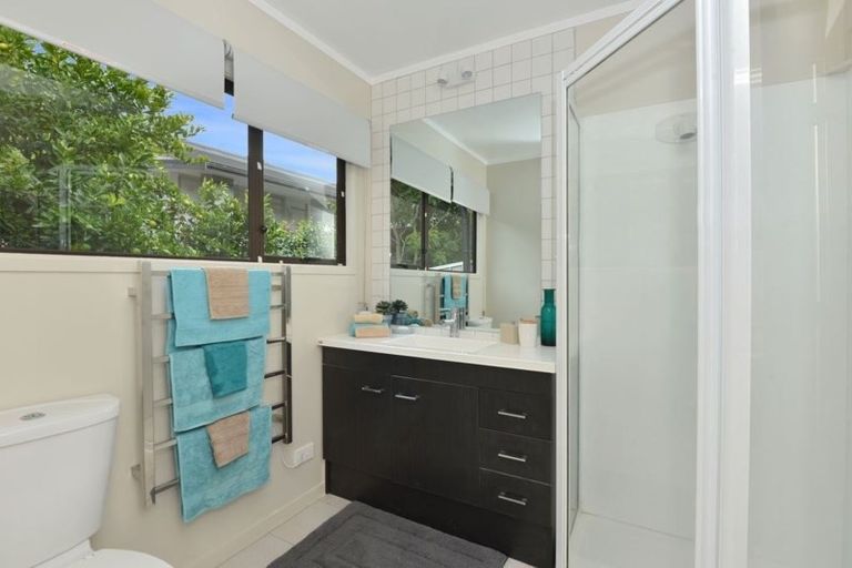 Photo of property in 72a Beach Road, Onerahi, Whangarei, 0110