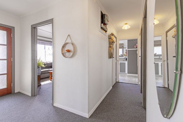 Photo of property in 30 Churchill Street, Waipukurau, 4200