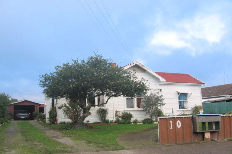 Photo of property in 10 Churcher Street, Feilding, 4702