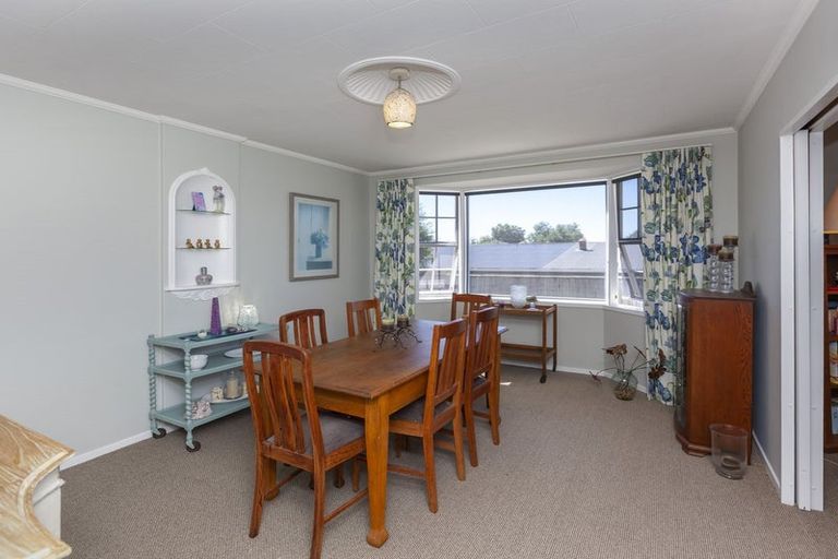 Photo of property in 75 Eatwell Avenue, Paraparaumu Beach, Paraparaumu, 5032