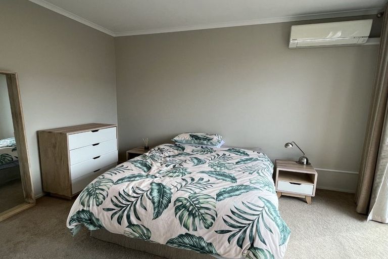 Photo of property in 2 Makaka Lane, Silverdale, 0932