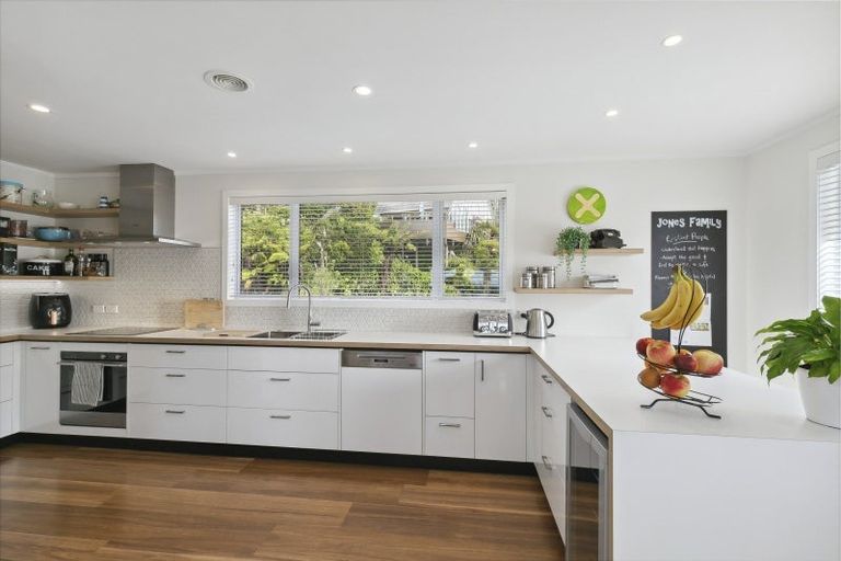 Photo of property in 3 Kilsyth Street, Karori, Wellington, 6012