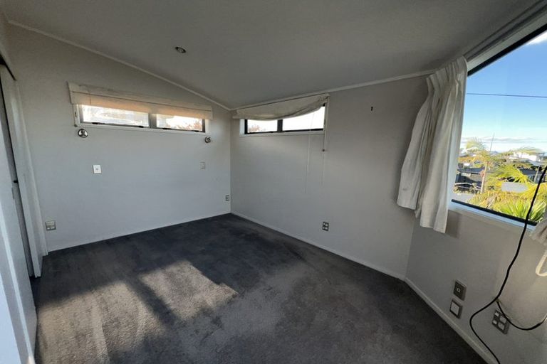 Photo of property in 8 Beacon Avenue, Campbells Bay, Auckland, 0630