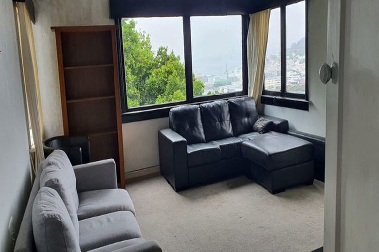 Photo of property in 78 Hankey Street, Mount Cook, Wellington, 6011