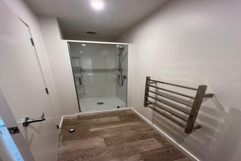 Photo of property in 3/6 Braemar Road, Rothesay Bay, Auckland, 0630