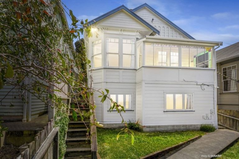 Photo of property in 6 Konini Road, Hataitai, Wellington, 6021