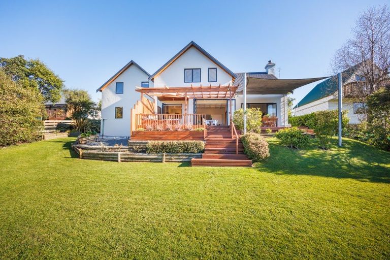 Photo of property in 20 Cashmere Drive, Fitzherbert, Palmerston North, 4410