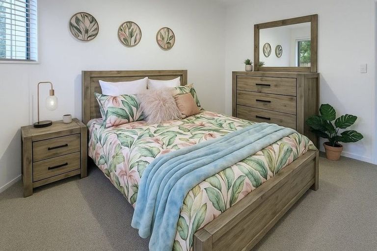 Photo of property in 16 Southworth Place, Grandview Heights, Hamilton, 3200