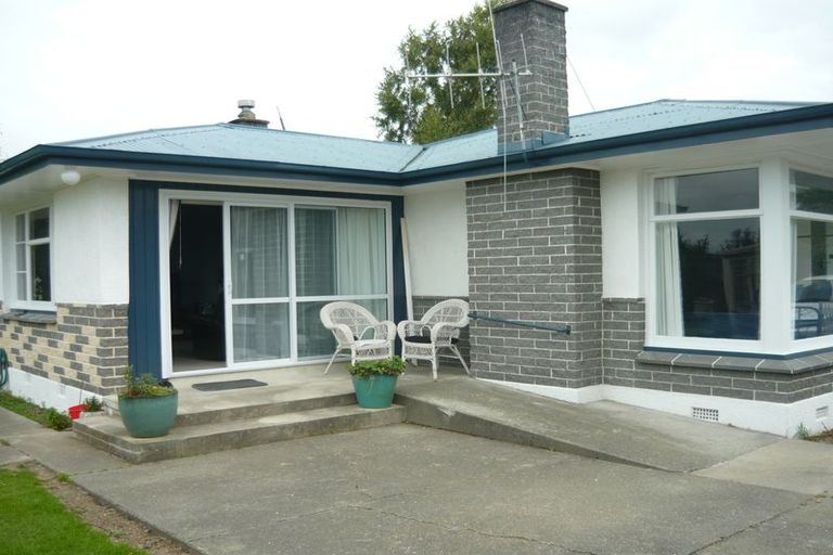 Photo of property in 42 Parsonage Road, Waimate, 7924