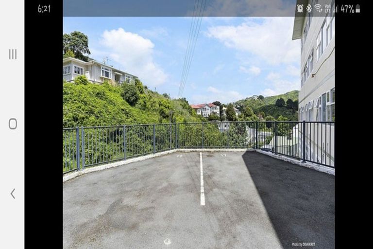 Photo of property in Parkland Flats, 17/51 Adams Terrace, Kelburn, Wellington, 6021