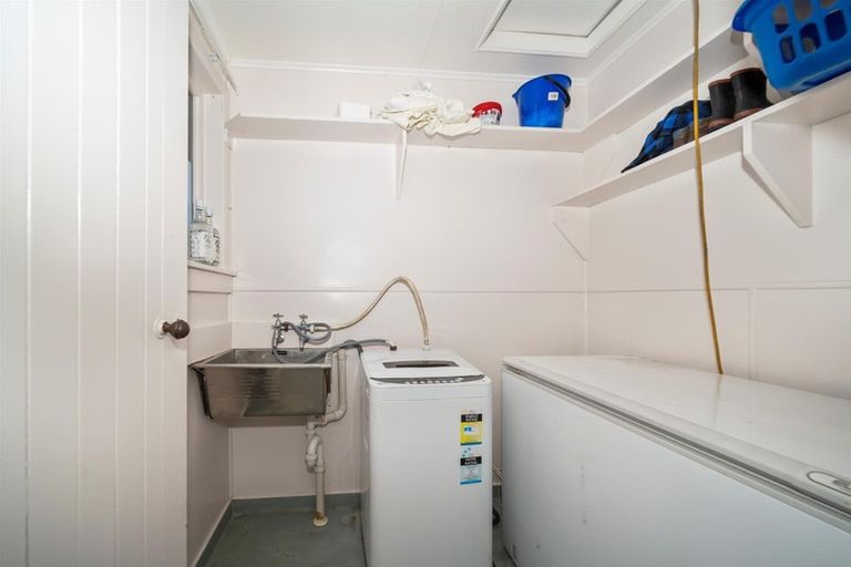 Photo of property in 11 Avon Street, Stratford, 4332