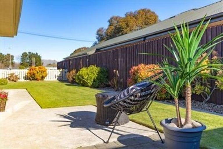 Photo of property in 2 Daniela Lane, Linwood, Christchurch, 8062