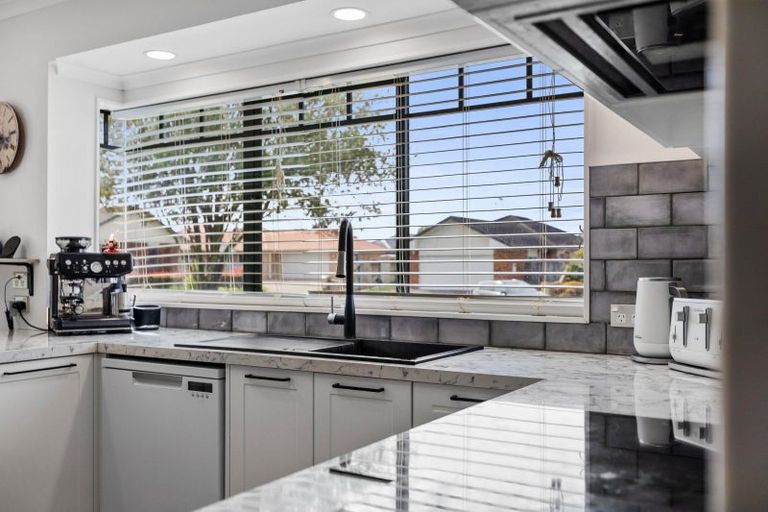 Photo of property in 29 Rosberg Place, Mount Maunganui, 3116