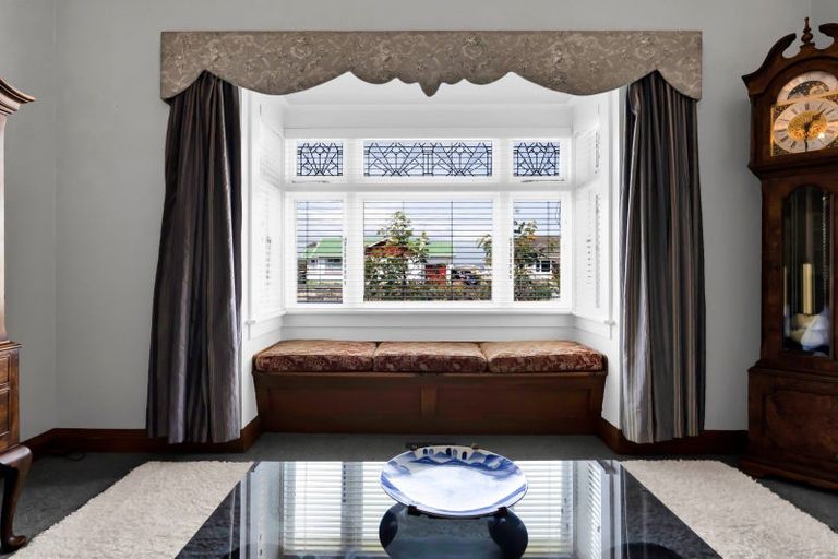 Photo of property in 17 Albion Street, Hawera, 4610