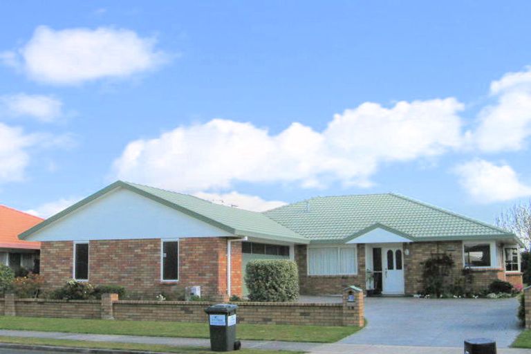 Photo of property in 18 Lotus Avenue, Mount Maunganui, 3116