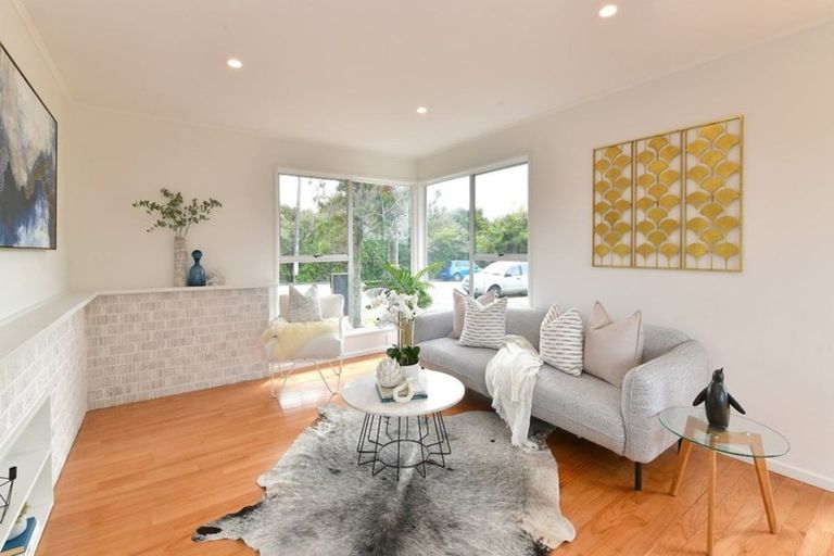 Photo of property in 27 Coronation Road, Hillcrest, Auckland, 0627