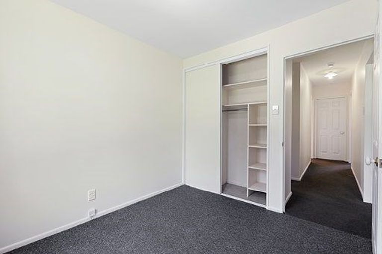 Photo of property in 18 Shearwater Drive, Woolston, Christchurch, 8023