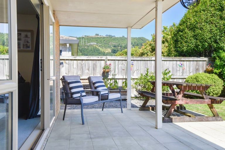 Photo of property in 7 Ashmore Place, Fairy Springs, Rotorua, 3015