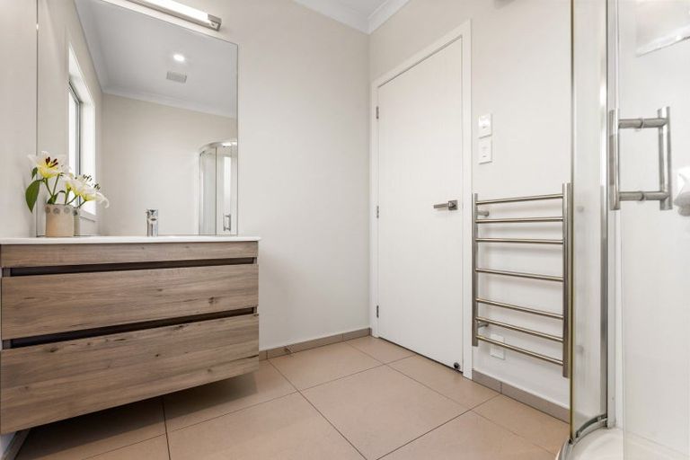 Photo of property in 61 Arataki Road, Havelock North, 4130