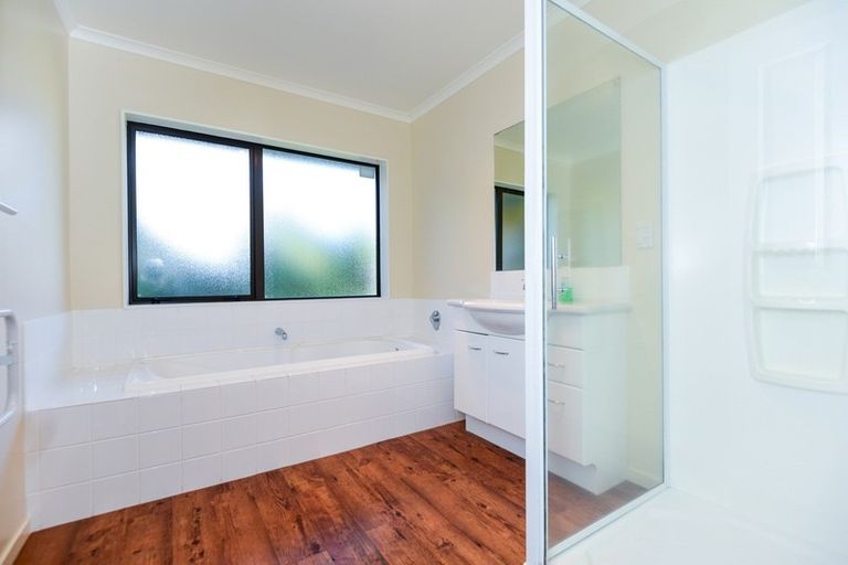 Photo of property in 2371 Homebush Road, Coalgate, 7673