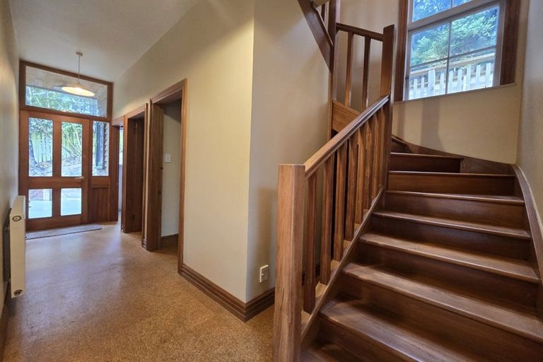 Photo of property in 34 Moana Road, Days Bay, Lower Hutt, 5013