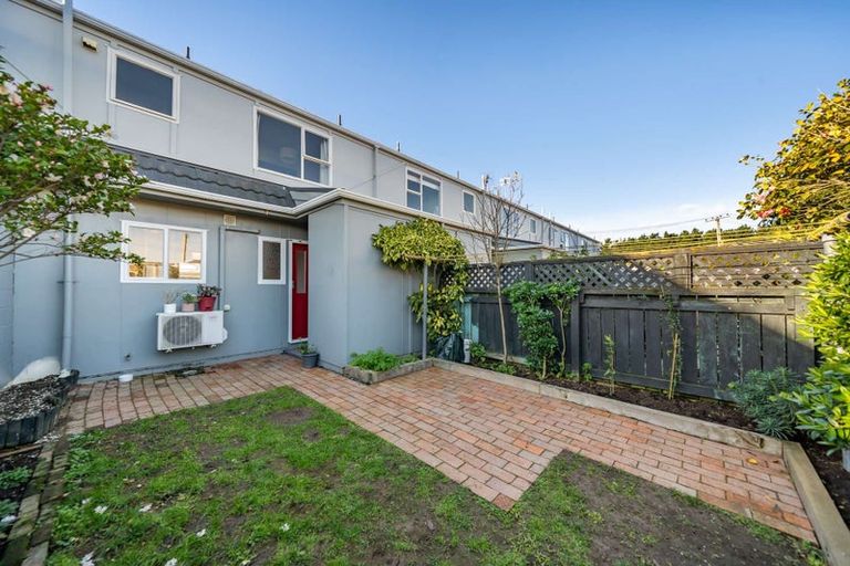 Photo of property in 25e Tennyson Street, Petone, Lower Hutt, 5012