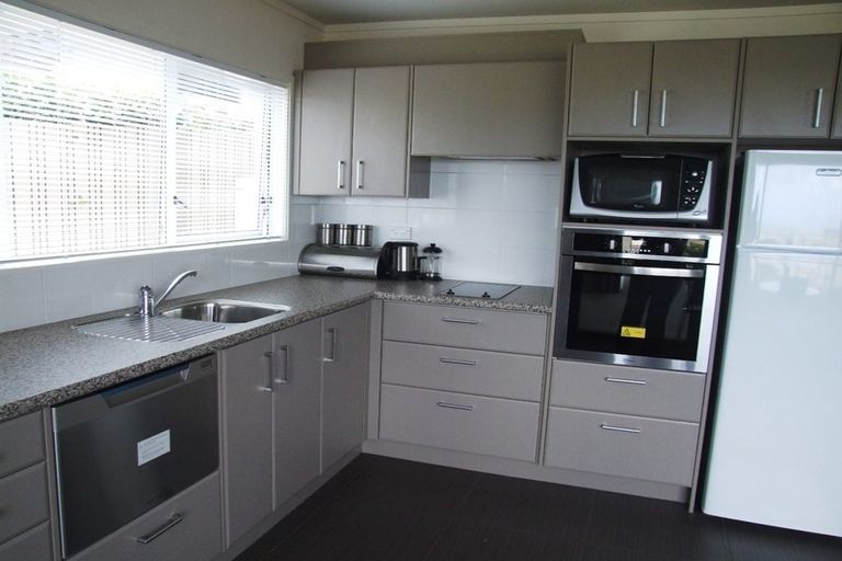 Photo of property in 1/2 Ormiston Road, Onerahi, Whangarei, 0110