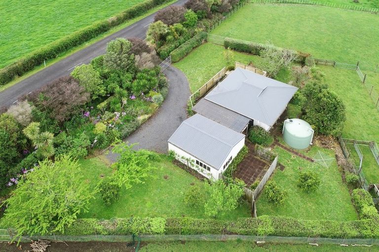 Photo of property in 210 Morrison Road, Pukekawa, Tuakau, 2696