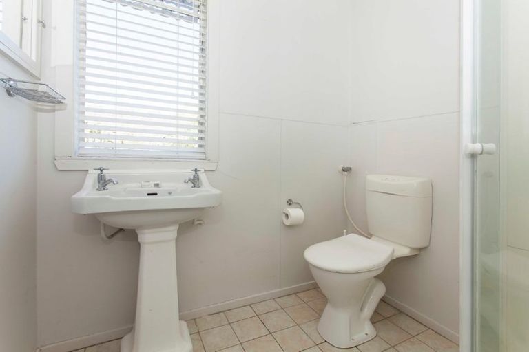 Photo of property in 4/23 Holly Road, St Albans, Christchurch, 8014
