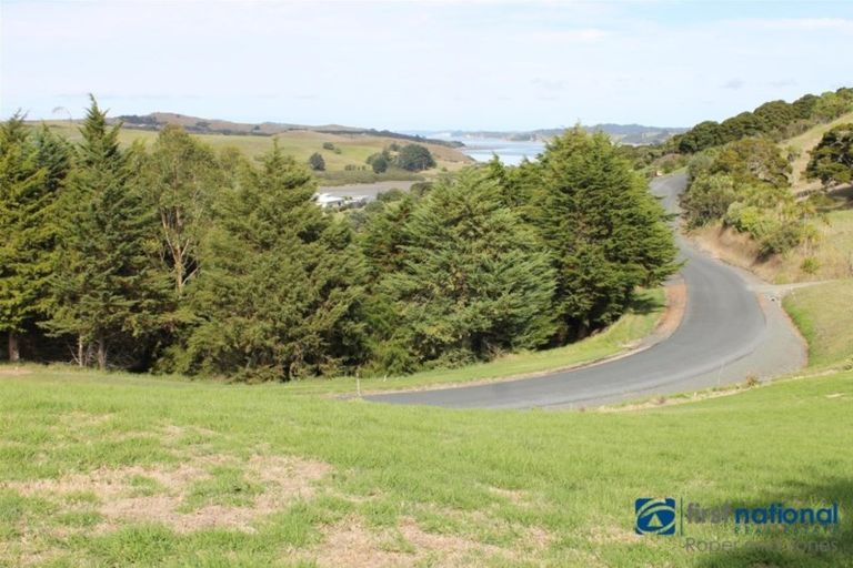 Photo of property in 144 Takahoa Drive, Kaiwaka, 0573