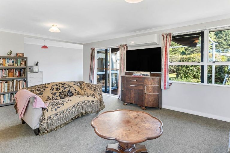 Photo of property in 25 Churchill Crescent, Featherston, 5710