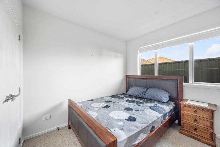 Photo of property in 17 Rangataiki Place, Te Awa, Napier, 4110