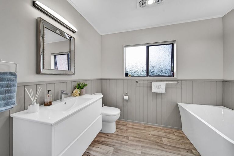 Photo of property in 20 Murdoch Street, Hawera, 4610