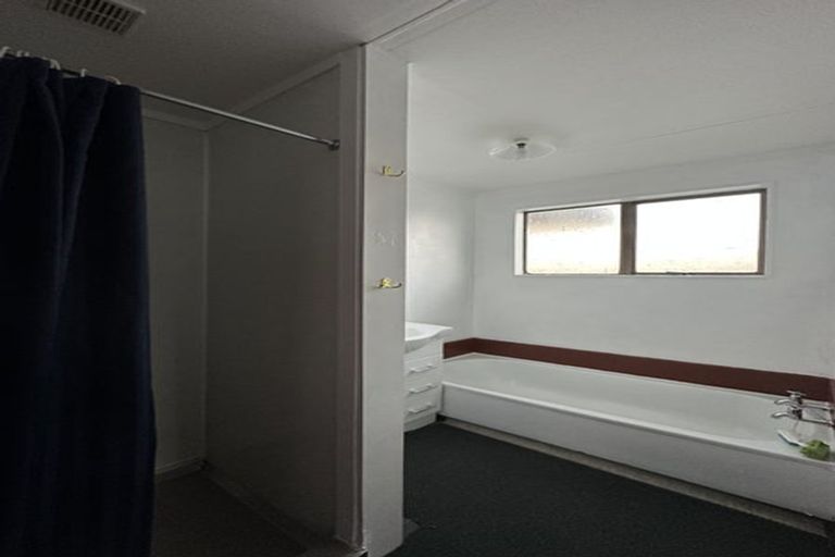 Photo of property in 9c Ironside Road, Johnsonville, Wellington, 6037