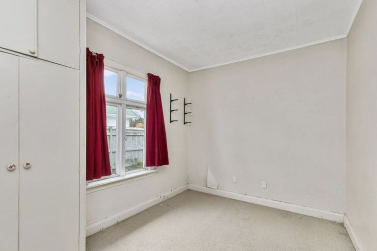 Photo of property in 36 Argentine Avenue, Miramar, Wellington, 6022