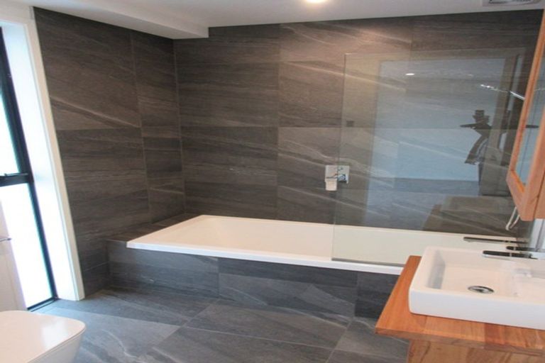 Photo of property in 7/2 Matatua Road, Raumati Beach, Paraparaumu, 5032