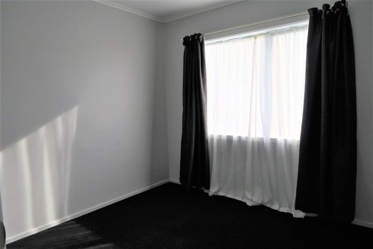 Photo of property in 37b Acacia Avenue, Maungaraki, Lower Hutt, 5010