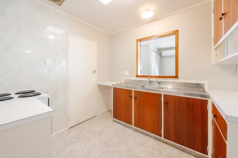 Photo of property in 2/17 Bowling Road, Greenmeadows, Napier, 4112