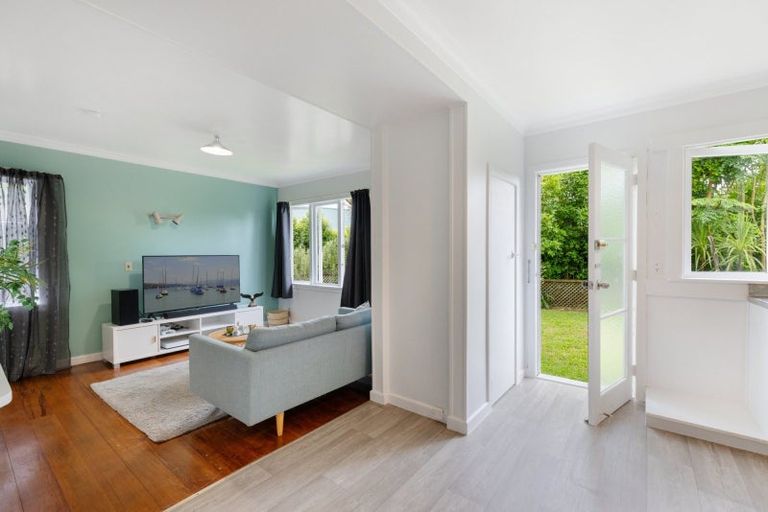 Photo of property in 6a Waikareao Way, Brookfield, Tauranga, 3110