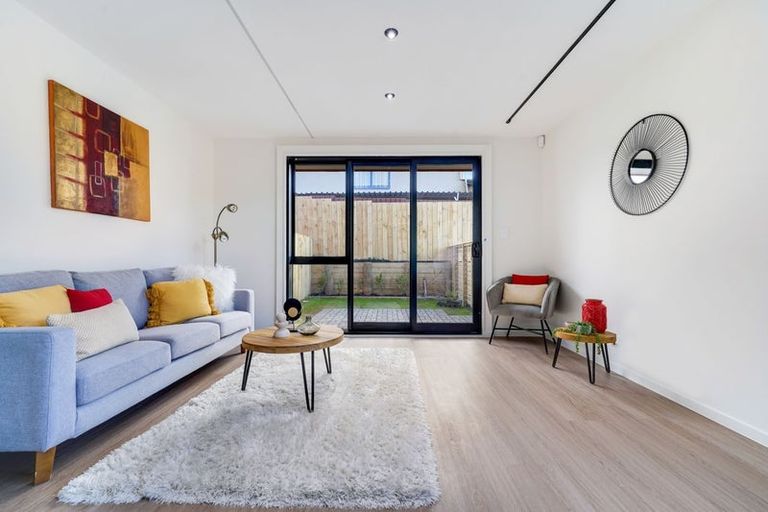 Photo of property in 6/11 Mclean Avenue, Papatoetoe, Auckland, 2025