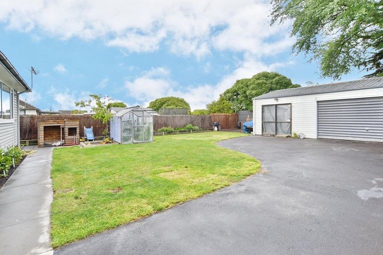 Photo of property in 89 Baynes Street, Burwood, Christchurch, 8083