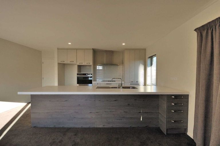 Photo of property in 27 Longcot Drive, Rolleston, 7615