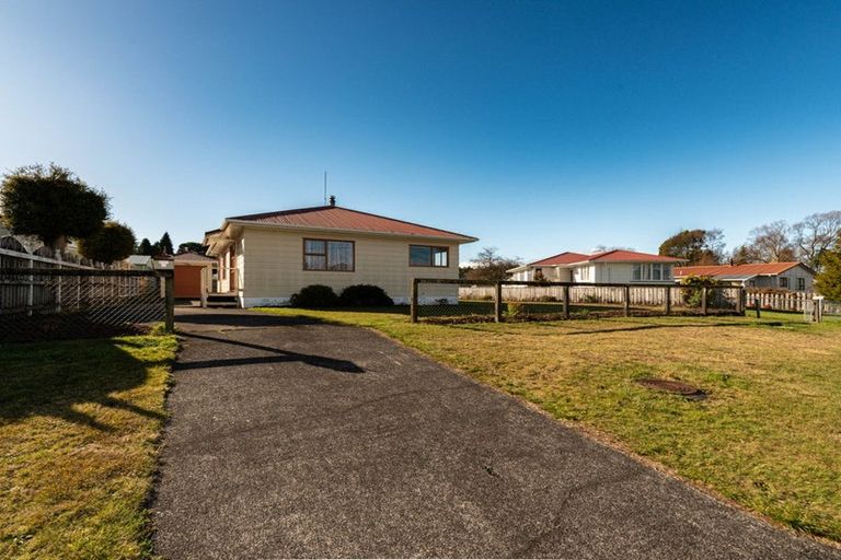 Photo of property in 55 Queen Street, Raetihi, 4632