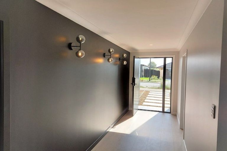 Photo of property in 9 Buddle Road, Paerata, 2124