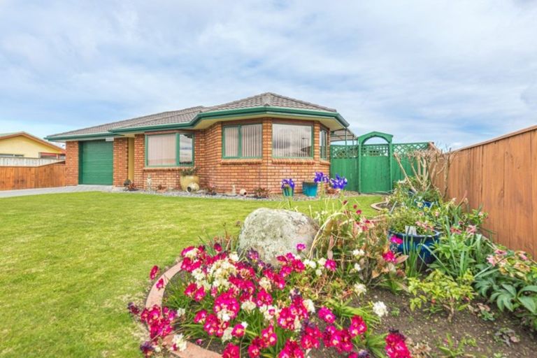 Photo of property in 16 Kelsi Street, Tawhero, Whanganui, 4501