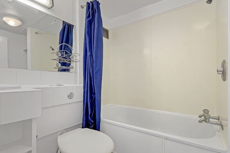 Photo of property in Capital Hill Apartments, 19/54 Hill Street, Thorndon, Wellington, 6011