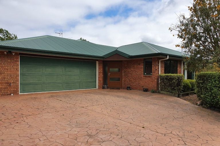 Photo of property in 13 Panckhurst Drive, Woodend, 7610