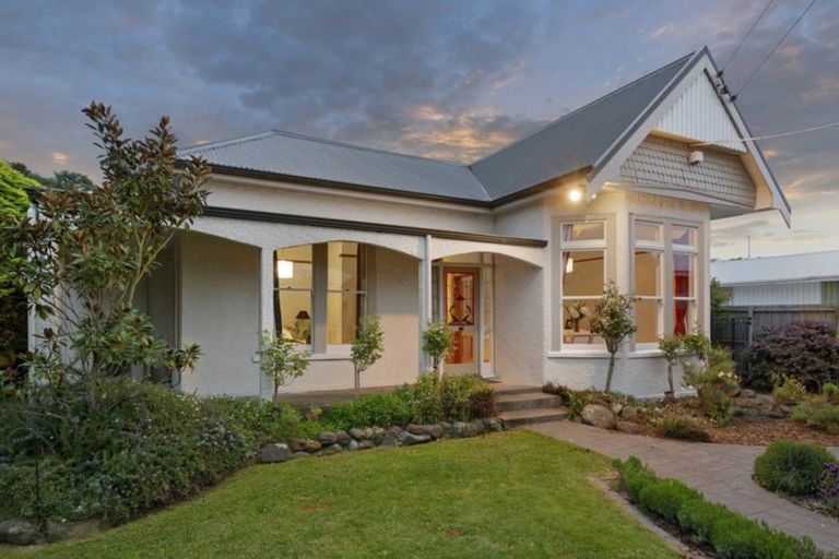 Photo of property in 34 Gordon Avenue, St Albans, Christchurch, 8014