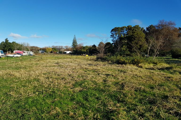 Photo of property in 68 Banks Street, Tolaga Bay, 4077