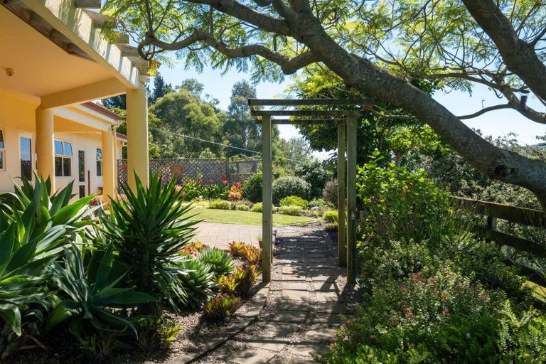 Photo of property in 11 Kaimata Road, Bay View, Napier, 4182